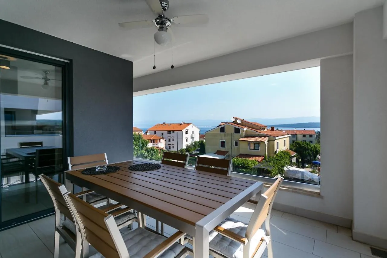 Apartments With A Parking Space Vantacici, Krk - 20707 Malinska